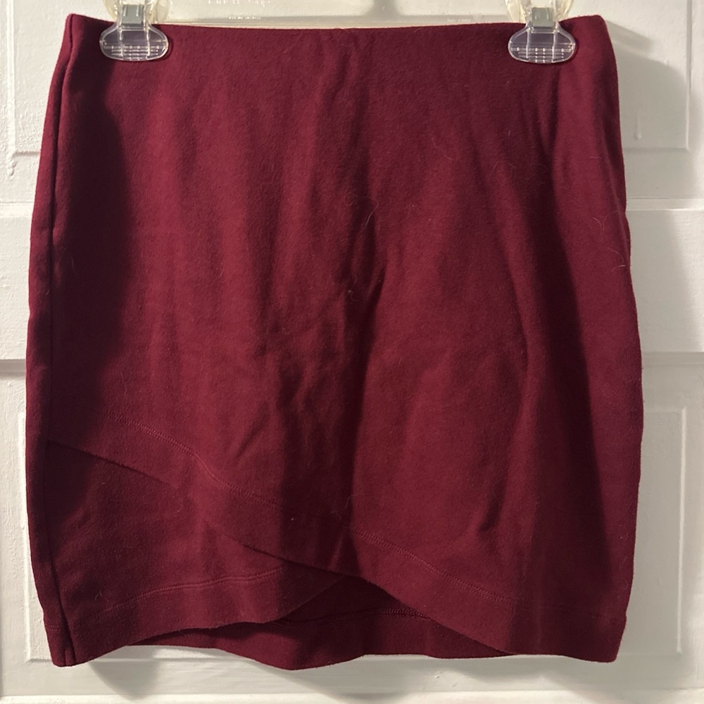 SO Women's Mini Skirt in Burgundy